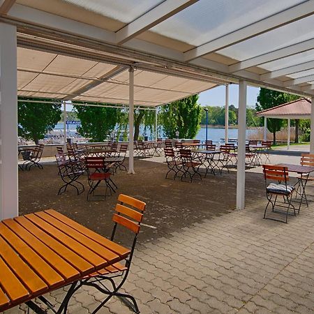 See Hotel Karlslust Chalets Storkow  Εξωτερικό φωτογραφία