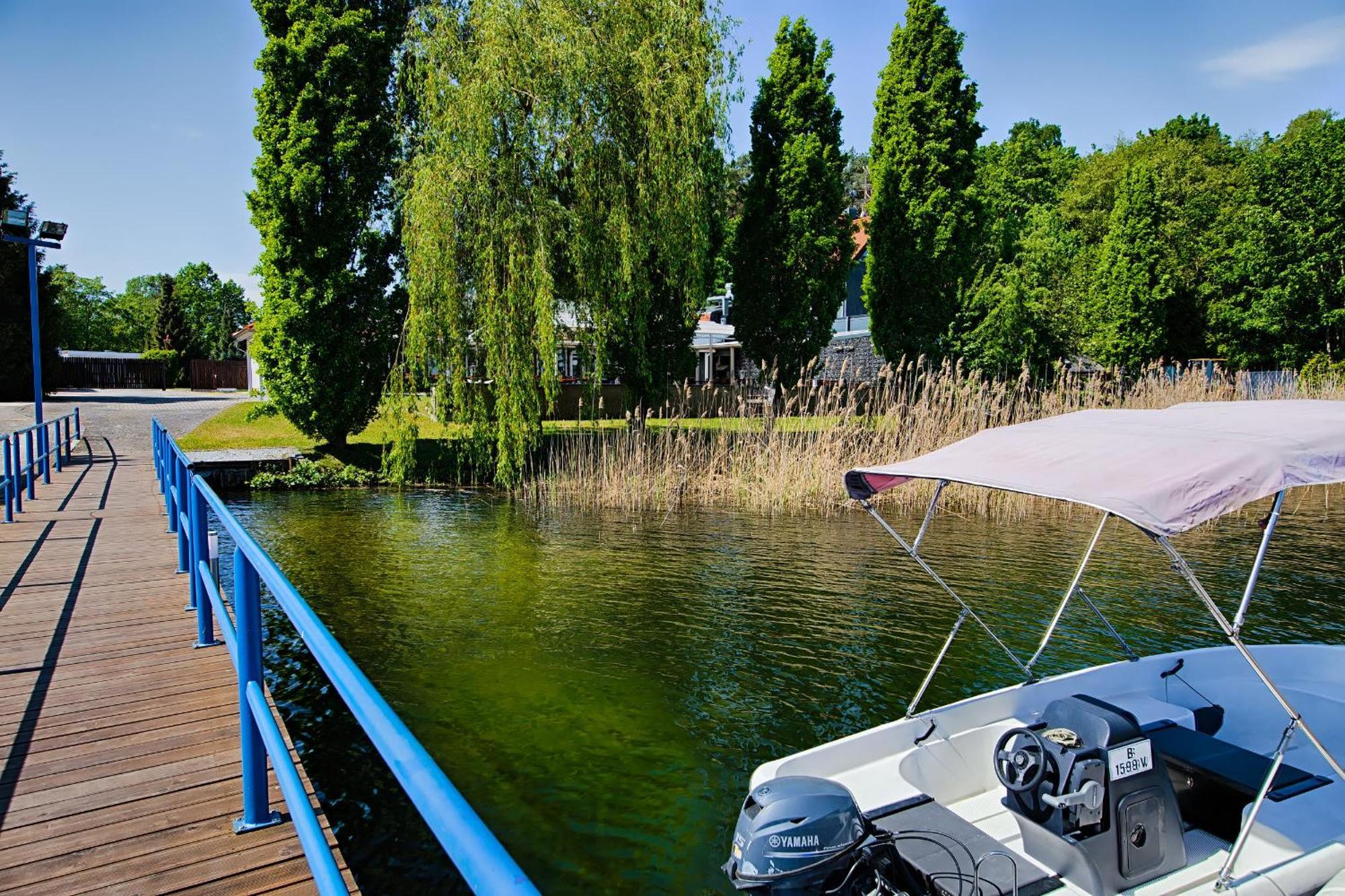 See Hotel Karlslust Chalets Storkow  Εξωτερικό φωτογραφία